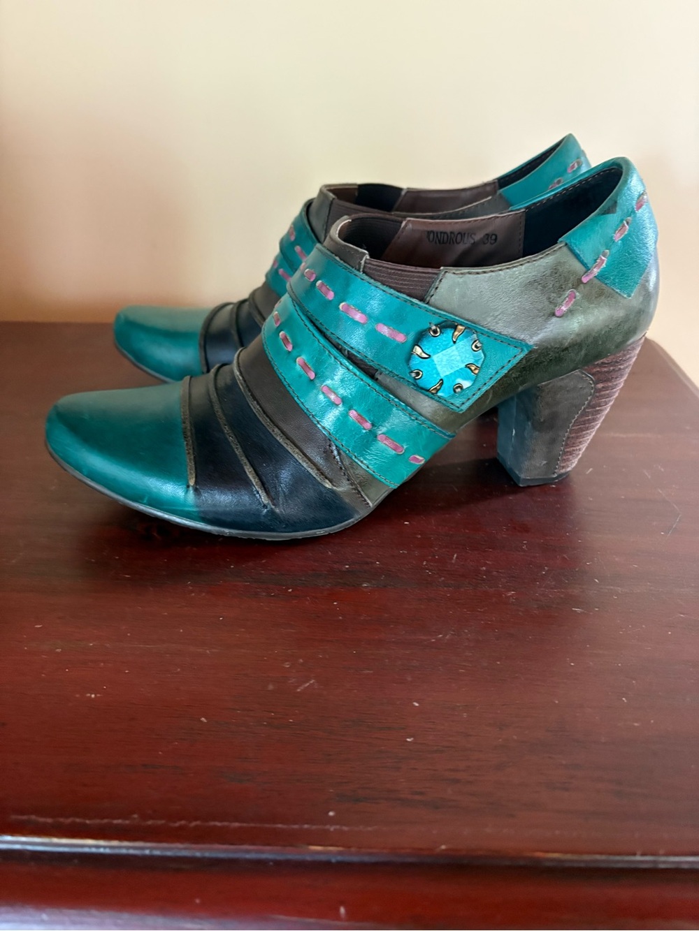 L’artiste Spring Step Wondrous Shoes Size 39 Boho Festival